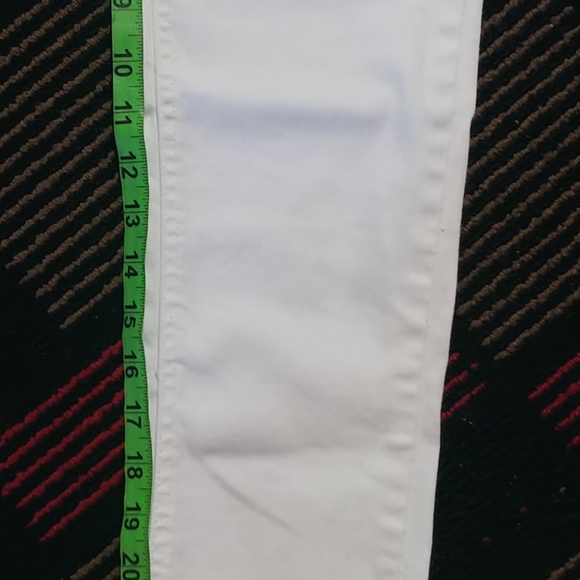 Jeans - Picture 2 of 5